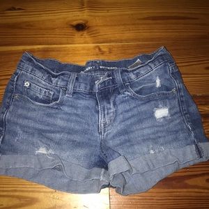 Old navy ripped jean shorts!